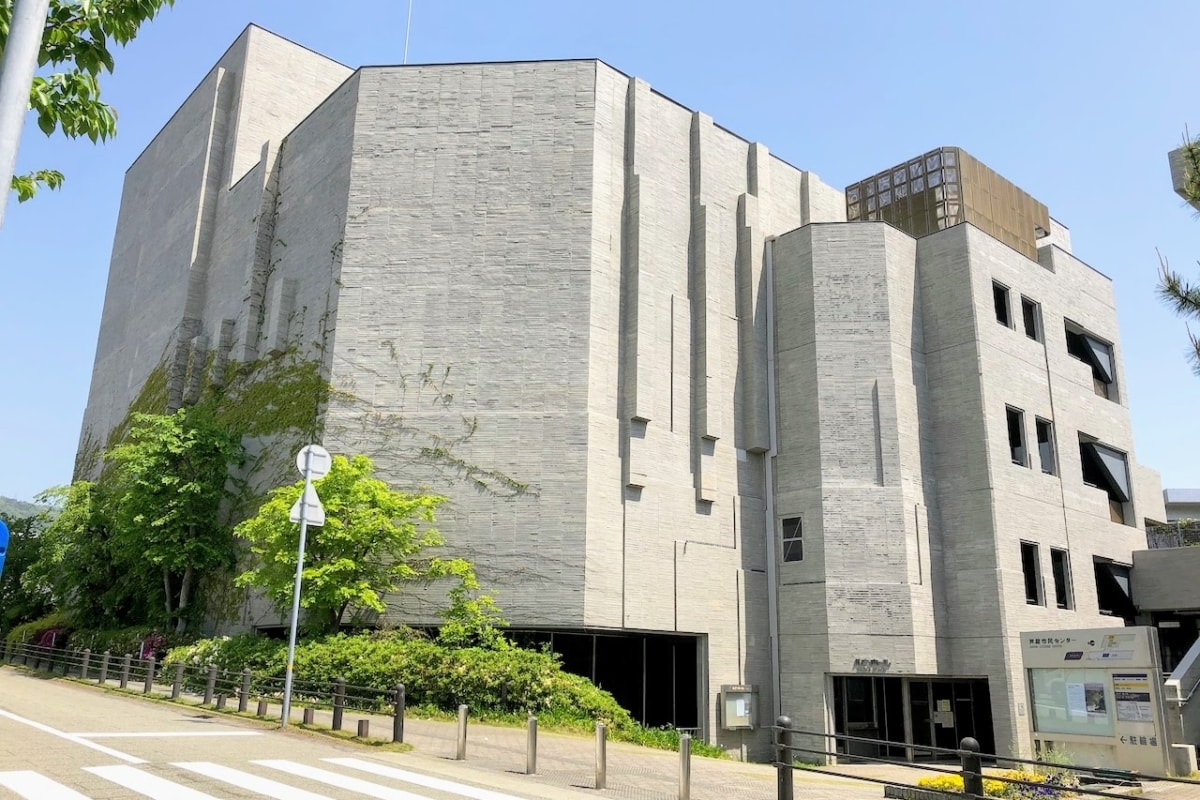 芦屋市民センター３階会議室